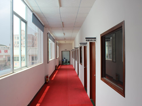 保安服務(wù)公司走廊
